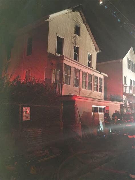 2 people rescued from house fire in Worcester